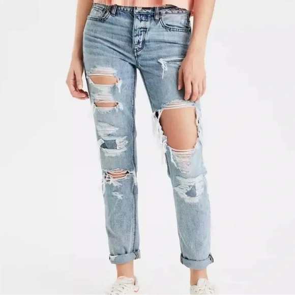 AEO TomGirl Jeans - Picture 1 of 8
